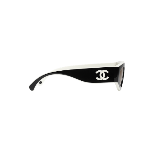 Chanel - Irregular Black Brown Frame
